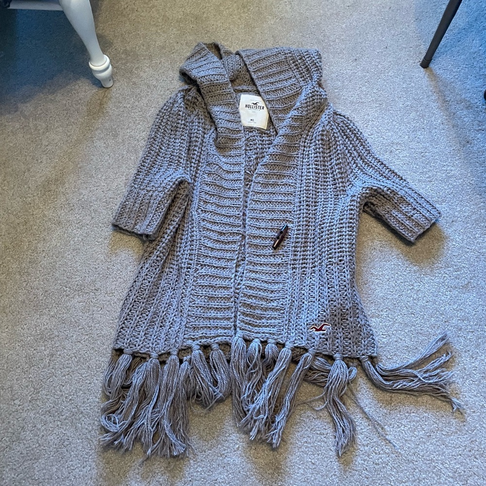 Hollister Sweater!